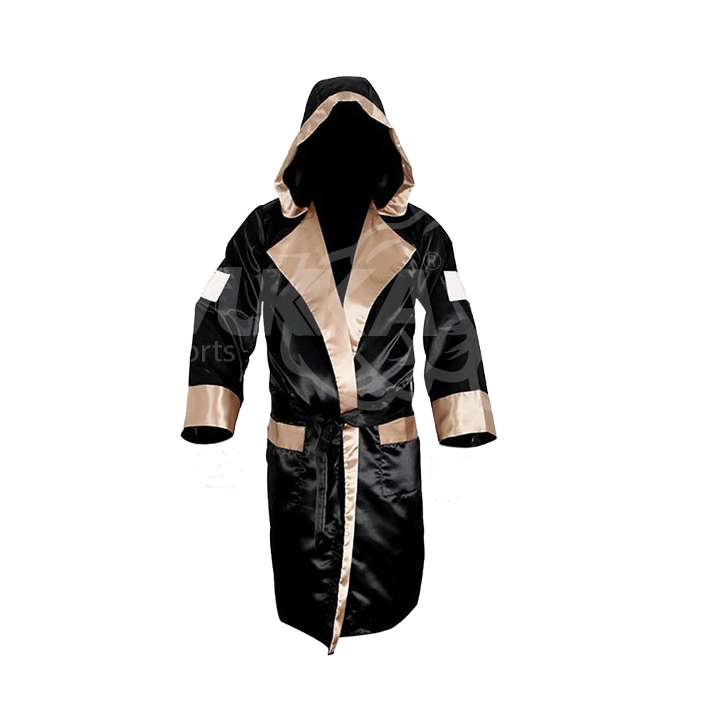 Black Hooded Boxing Robe – Premium Fighter Gown